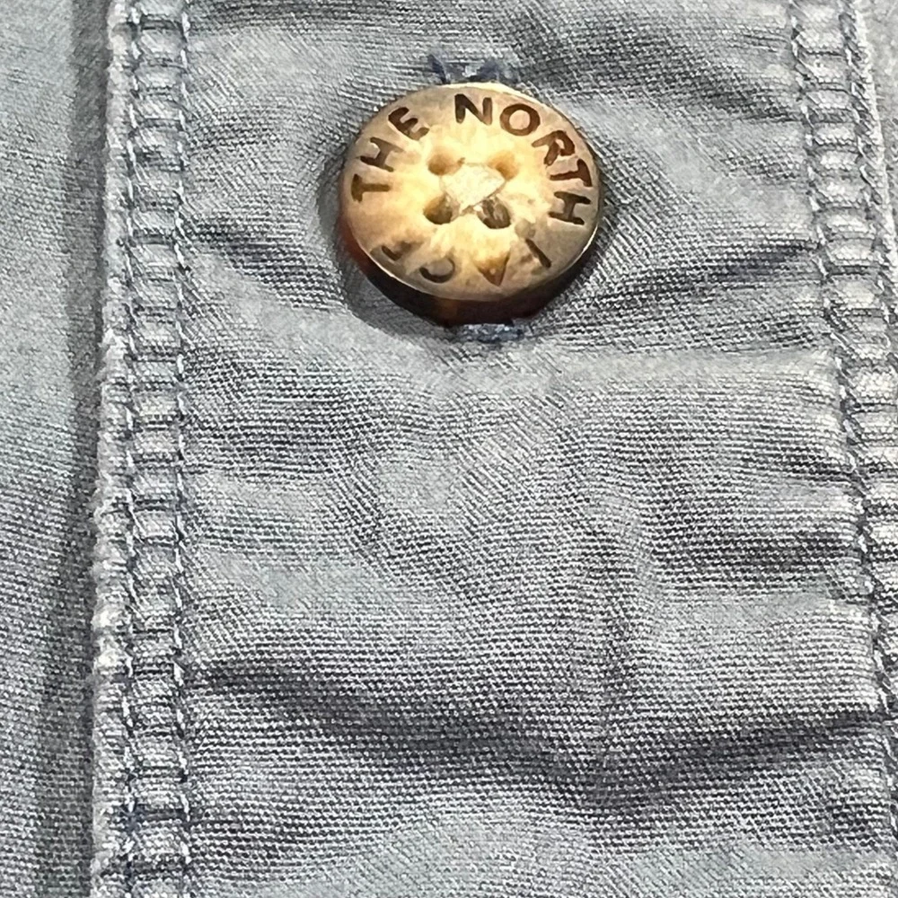The North Face Mens Blue Short Sleeve Button Down Utility Hiking Shirt L vintage